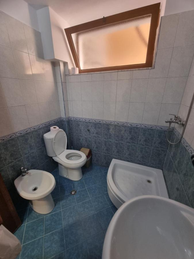 Glamorous Apartment In Tirana Buitenkant foto