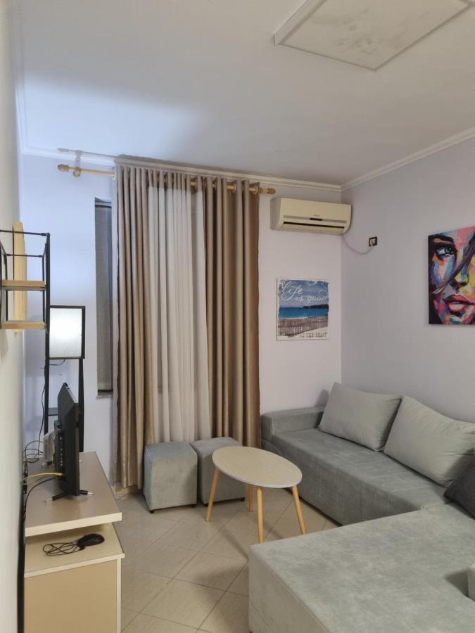 Glamorous Apartment In Tirana Buitenkant foto