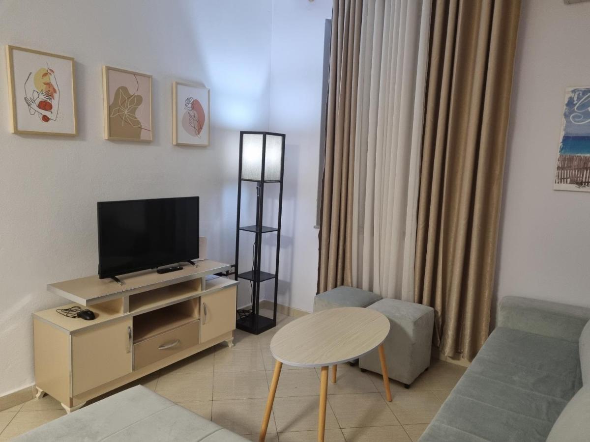 Glamorous Apartment In Tirana Buitenkant foto